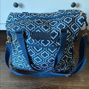 Sara Wells pump bag
